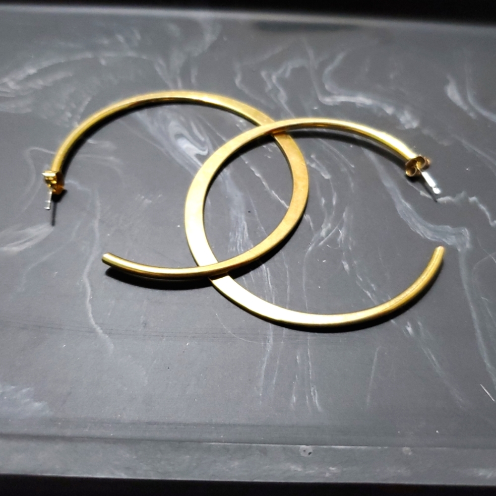 Large Gold Toned Hoops - Picture 1 of 3